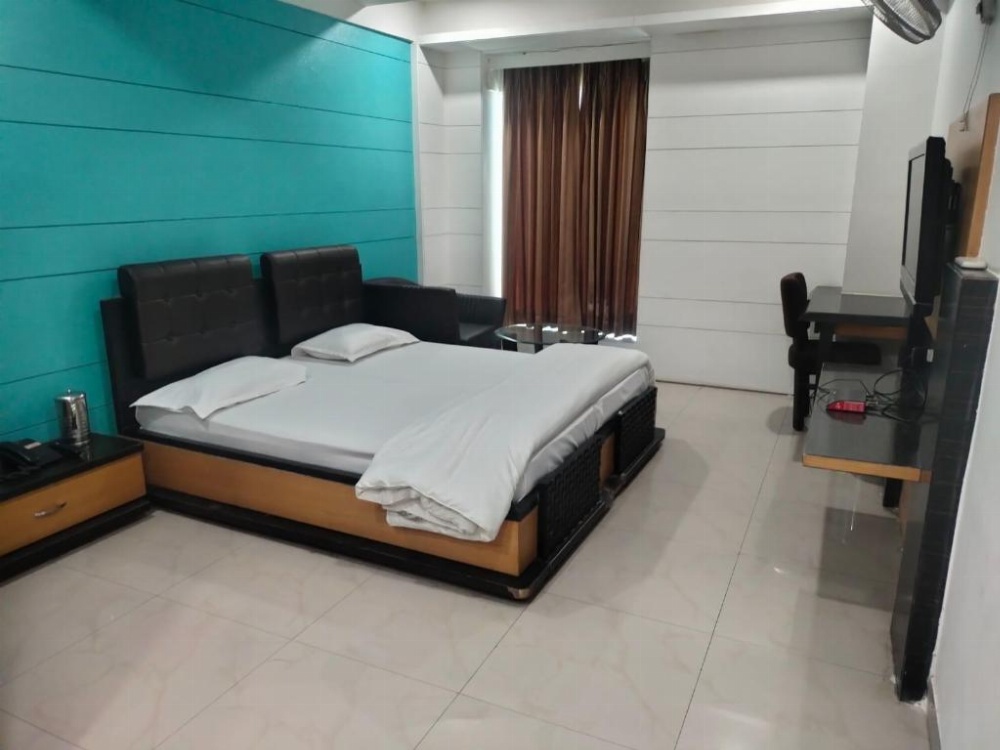 Room image 2
