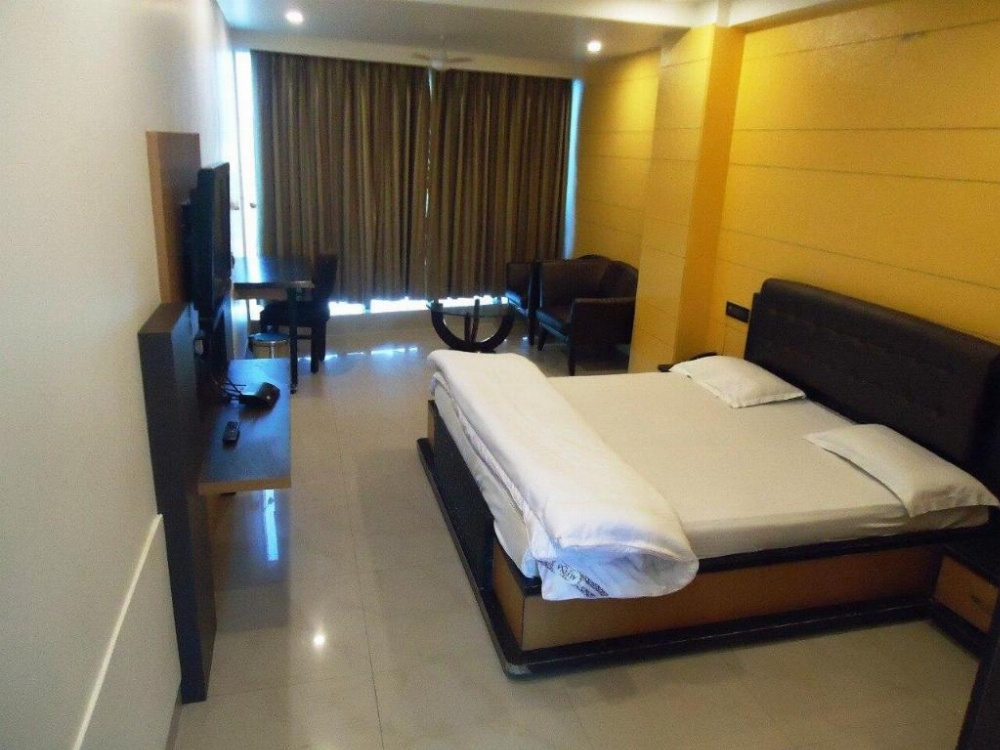 Room image 5