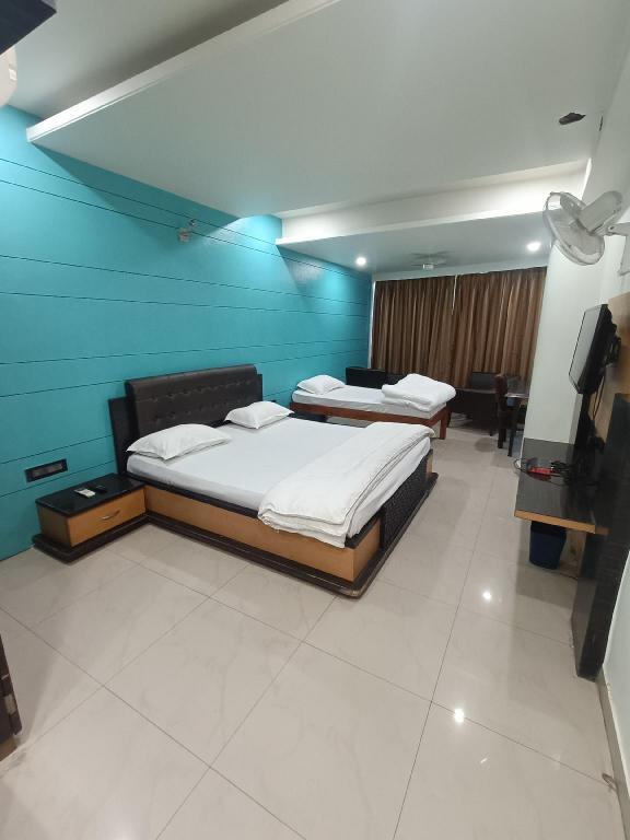 Room image 2