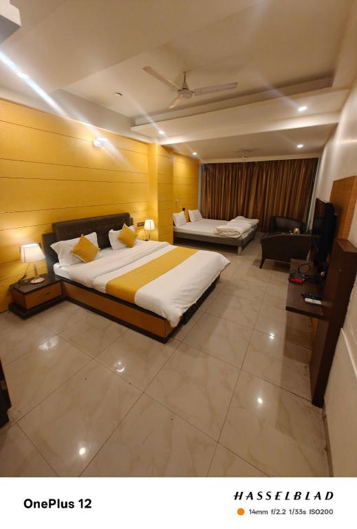 Room image 2